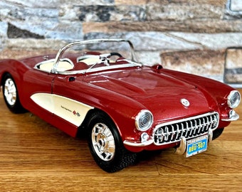 Corvette 1957 / Maqueta de coche vintage / Maqueta de coche a escala 1/18 / Maqueta de coche en fundición 1:18 / Corvette / Colección especial / Maquetas de coches de los años 50