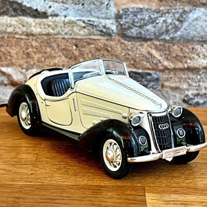 Wanderer 25 K Roadster , Diecast car, 1/32 Scale model car, Car model, old classic car, collection item, Vintage model car, 1:32 Die cast