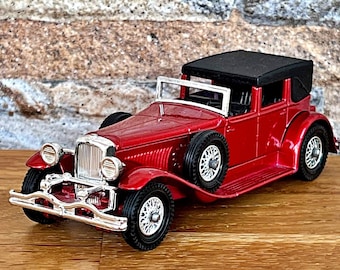 1930 DUESENBERG J , Vintage model car, Diecast car, 1/43 Scale model car, car model, old classic car, die cast car, collection item, 1930s