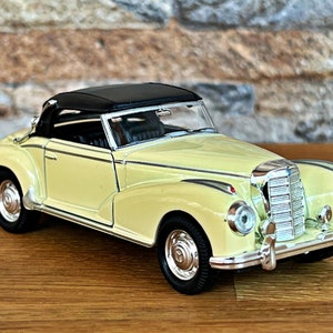 Mercedes Benz 300S 1955 | 1/36 scale diecast car | old car model 1/36 | car model metal | Diecast collection |Car Collectible | 1950&#39;s