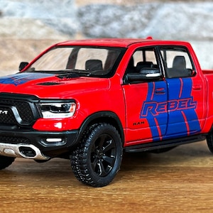 RAM 1500 Rebel 2019, Model car , 1/46 diecast truck, 1/46 scale model car, Model truck, Diecast collectible item, 1/46 diecast truck
