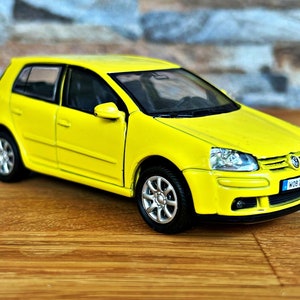 Volkswagen Golf V 2006 , model car, scale 1/36, 1/36 diecast model car, collection item, VW Golf V model car, diecast car