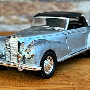 Mercedes Benz 300S 1955 | 1/36 scale diecast car | old car model 1/36 | car model metal | Diecast collection |Car Collectible | Mercedes 300