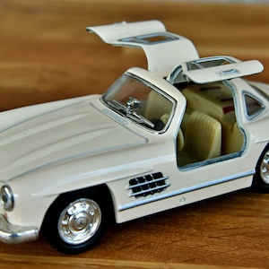 Mercedes Benz 300 SL 1954| scale 1/36 |DieCast Collection item| 1/36 scale model car | vintage model car | car model | Mercedes Benz Diecast