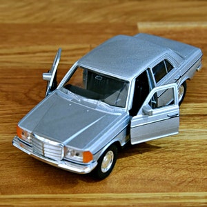 Mercedes Benz E230 | Model car | Diecast car | 1/38 scale model car | car model | Die cast car | collectible car | Mercedes Benz Diecast