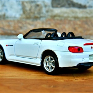 HONDA S2000 | Modellauto | 1/36 DieCast Auto | Maßstab 1:36 Modellauto | Sammelobjekt | Die Gussmodell | Chrom | fast und furioses Auto