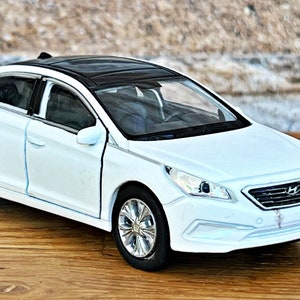 Hyundai 2010 - Etsy