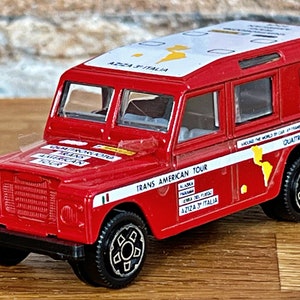 Land Rover Aziza , Vintage Model car, diecast car, 1/43 scale model car, metal car model, old classic car, diecast car collection