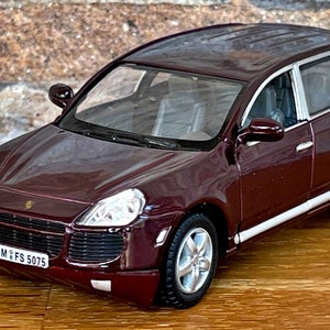 Porsche Cayenne Turbo | Model car | Diecast car | 1/38 scale model car | car model | Die cast car | collectible car | Porsche Diecast