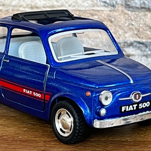 Fiat 500 | Model car | 1/28 scale diecast car | Scale model car | diecast collection car | Fiat