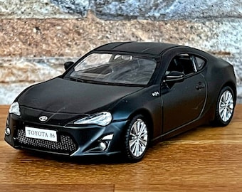 Toyota 86 / Coche a escala / Coche a escala 1/34 / Modelo de coche / Coche coleccionable a escala / Modelo a escala / Toyota / Negro mate