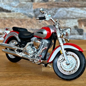 Yamaha Road Star , scale 1/18 Diecast Model motorcycle, 1:18 die cast, model motorcycle, Yamaha