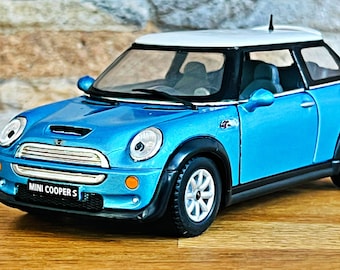 1/18 ミニクーパーS グリーン 京商 日本限定 | 説明を読む - Etsy 日本