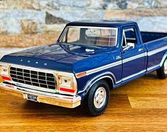 フォード F-150 カスタム 1979、モデルカー、1/24 スケールモデル、1/24 ダイキャスト トラック、コレクターズカー、ダイキャスト トラック、クラシック フォード トラック