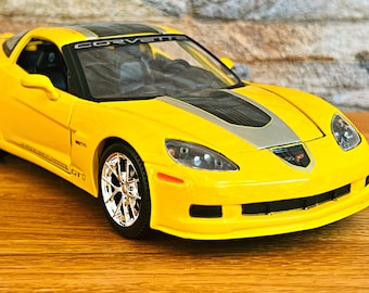 Corvette Z06 GT1 Edición Conmemorativa 2009 / Modelo a escala 1/24 / Modelo de coche fundido a presión / Artículo de colección / Corvette