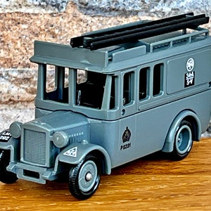 1932 Dennis Limousine , Vintage diecast car, Model car, metal car model, die cast car, Military collection item, Die cast model, 30&#39;s