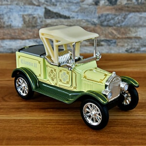 Coche de modelo Old Classic, coche diecast 1/36, coche modelo 1/36, coche vintage 1/36, coche modelo metal, coche clásico