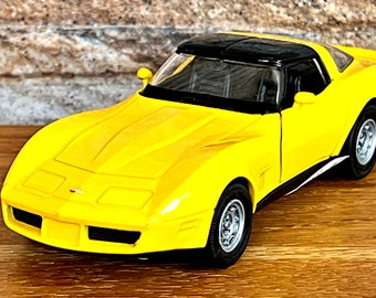 Chevrolet Corvette 1982, coche diecast 1/36, coche modelo escala 1/36, coche modelo vintage 1/36, modelo de coche metal, artículo de colección Diecast