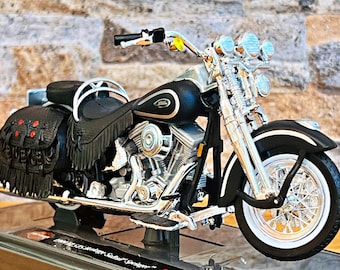 Harley Davidson 1999 FLSTS Heritage Softail Springer, Scale