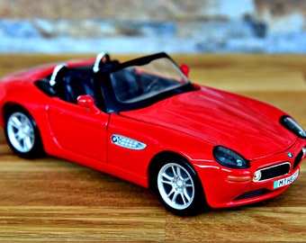 BMW Z8 | 1/24スケールモデルカー | ダイキャストカー | BMWダイ