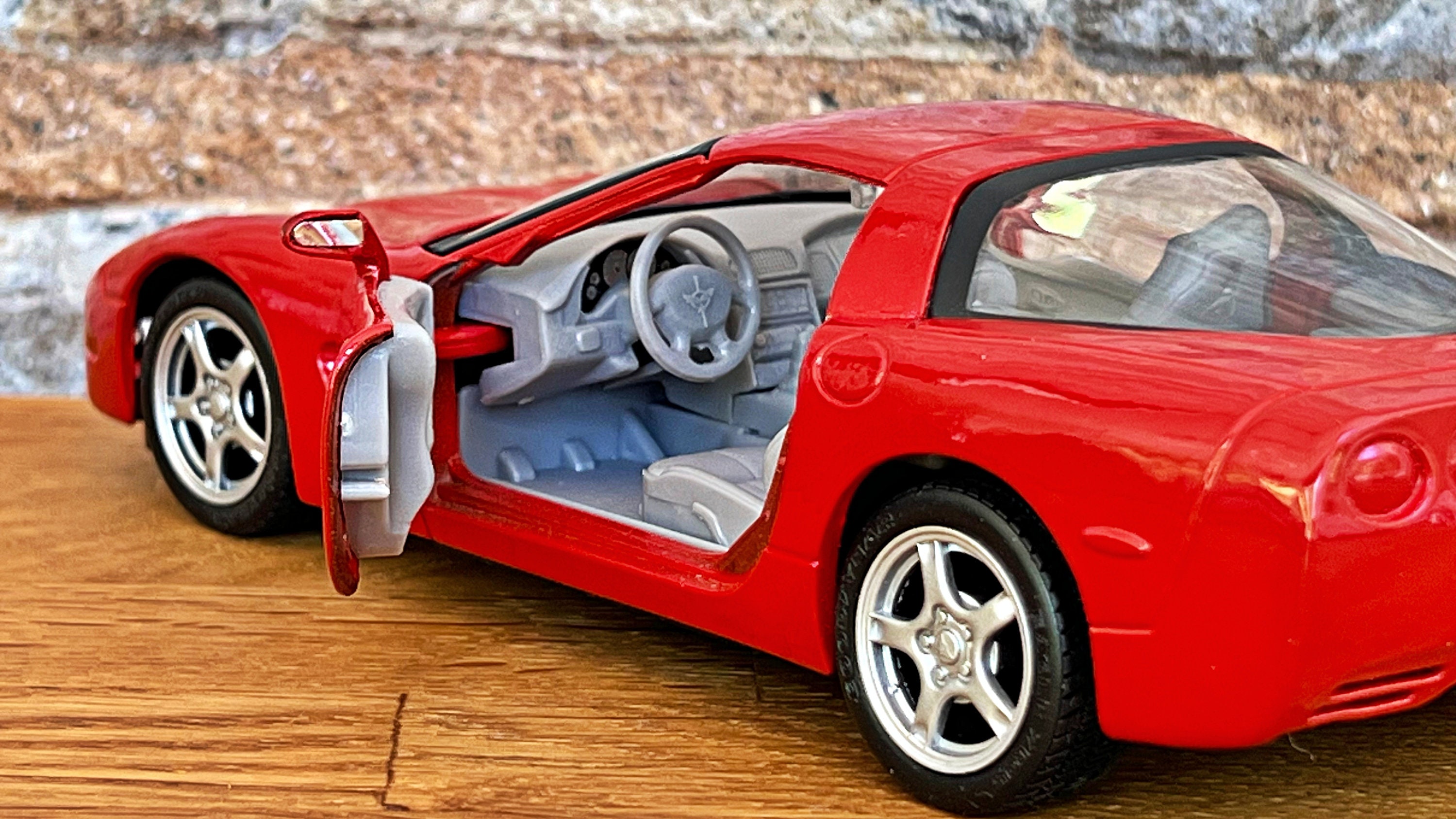 CHEVROLET　イタリア製　シボレー　コルベット1/24 スケール　1997 CHEVROLET イタリア製 シボレー コルベット1/24 スケール 1997