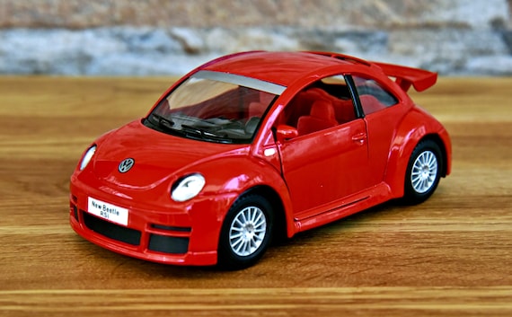 フォルクスワーゲン ニュービートル RSİ | モデルカー | 1/32 ダイ
