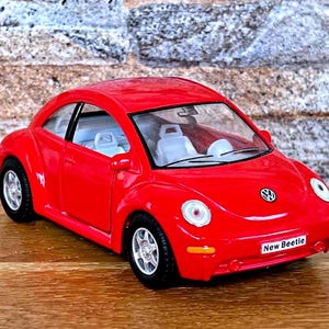 Volkswagen New Beetle | Model Car | 1/32 Diecast car | 1:32 scale model car | Die cast car  | Collection  item | Car Model | VW Beetle