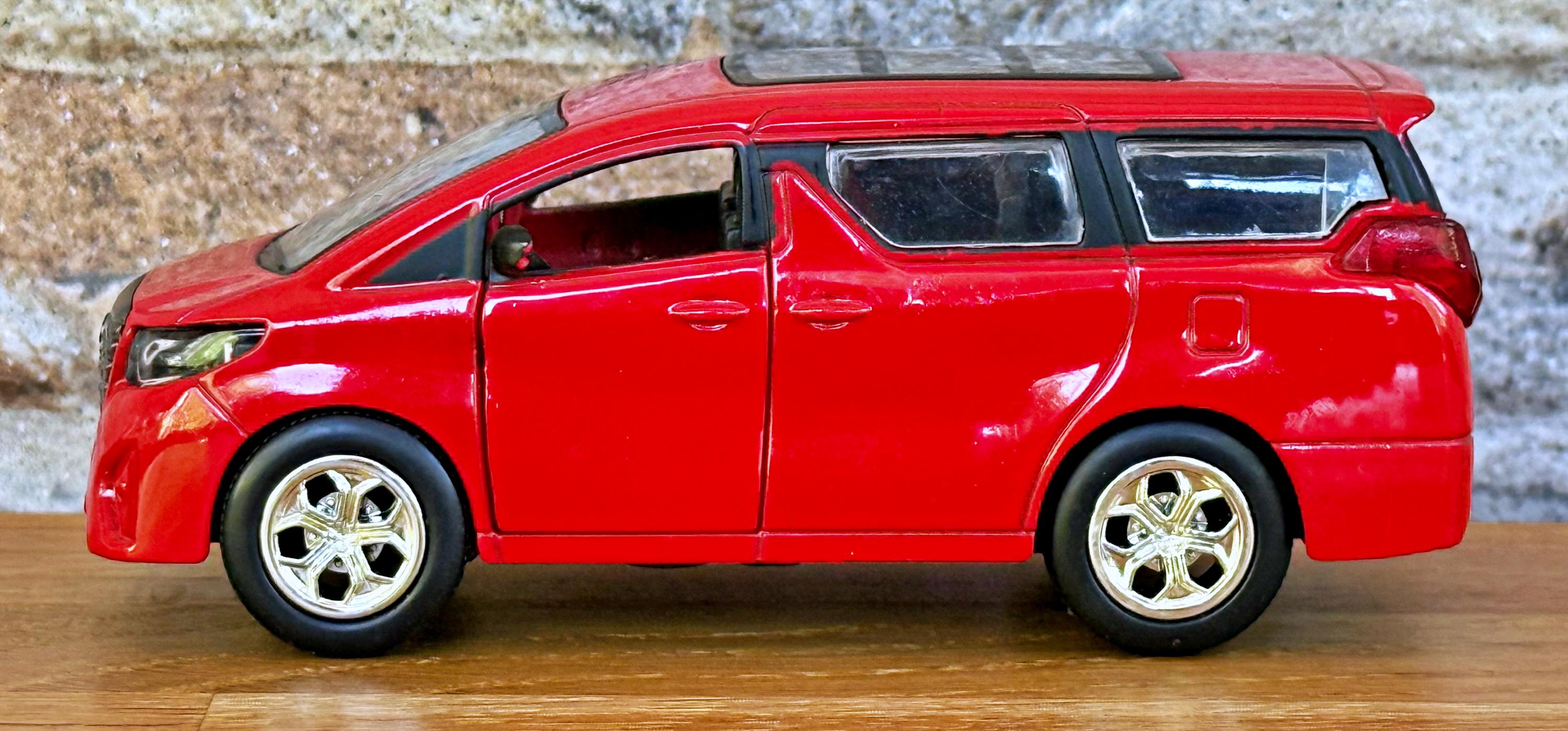 Toyota Alphard | 1/43 Scale Model Car | Diecast Model Car | Toyota