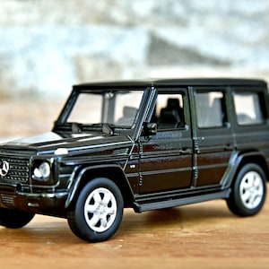 Mercedes Benz G500 | 1/36 diecast car | 1/36 scale model car | car model metal | Die cast model | collectible item | Mercedes Benz Diecast