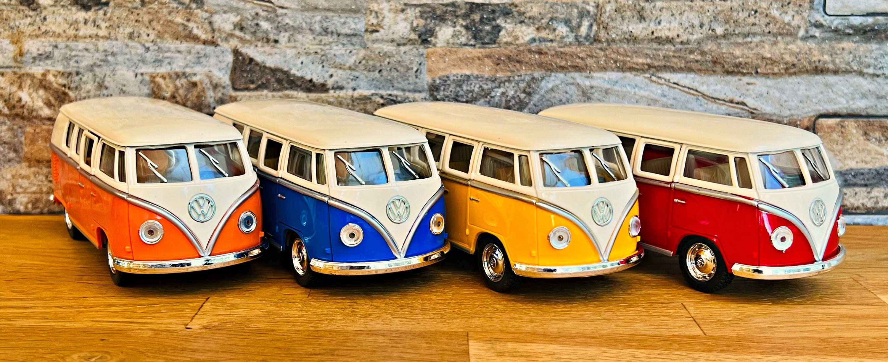 Volkswagen Classical Bus 1962, 1/32 Diecast Car, 1/32 Scale Model