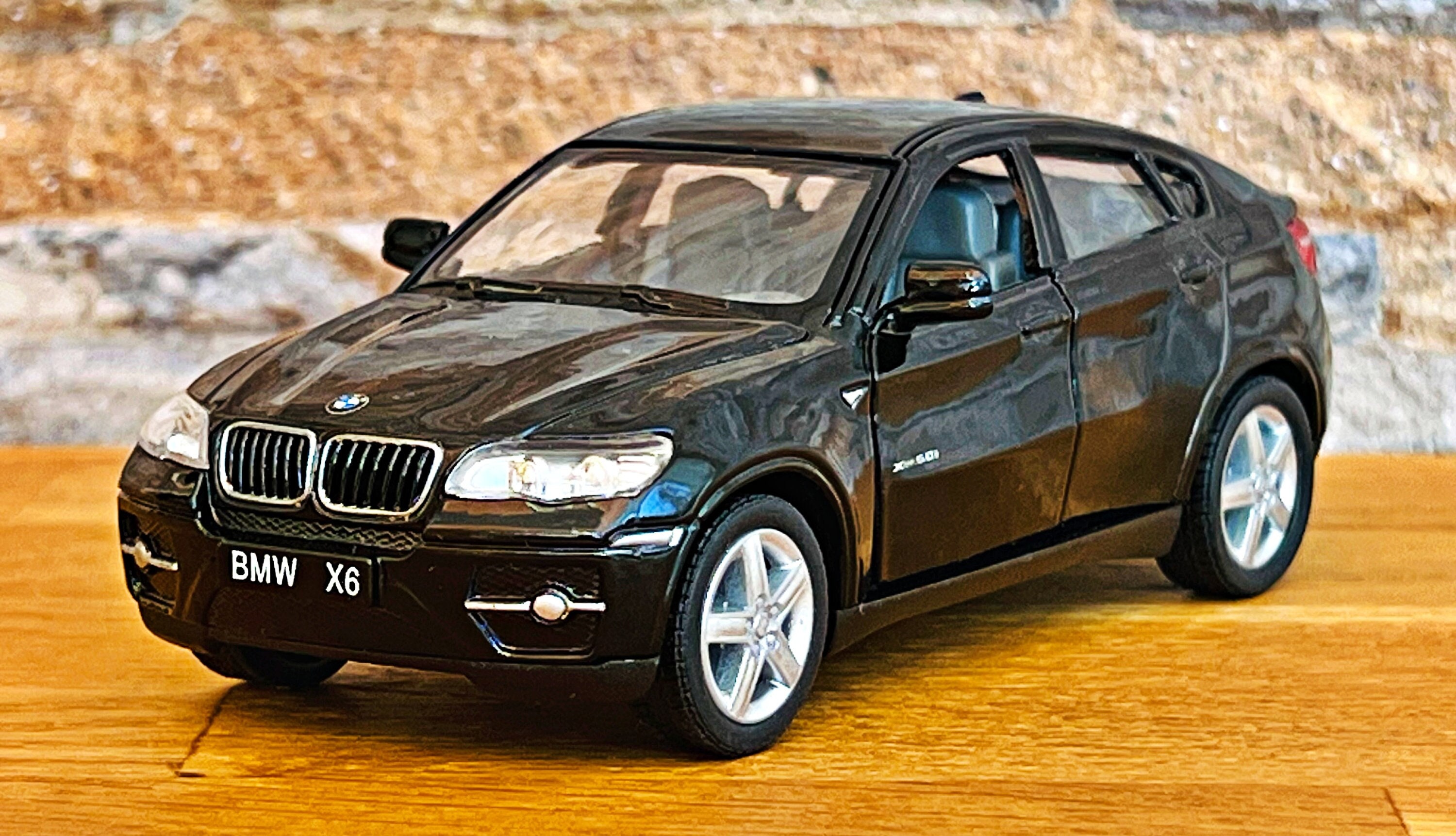 Voiture miniature BMW X6 sous licence from China Manufacturer - Shenzhen  BBJ Toys Co., Ltd