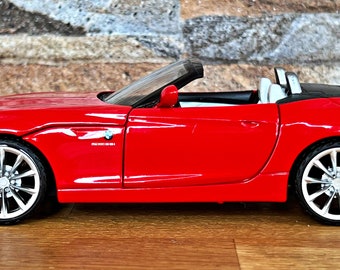 BMW Z4 Roadster 2010 | Model Car | 1:24 Diecast Car | 1/24
