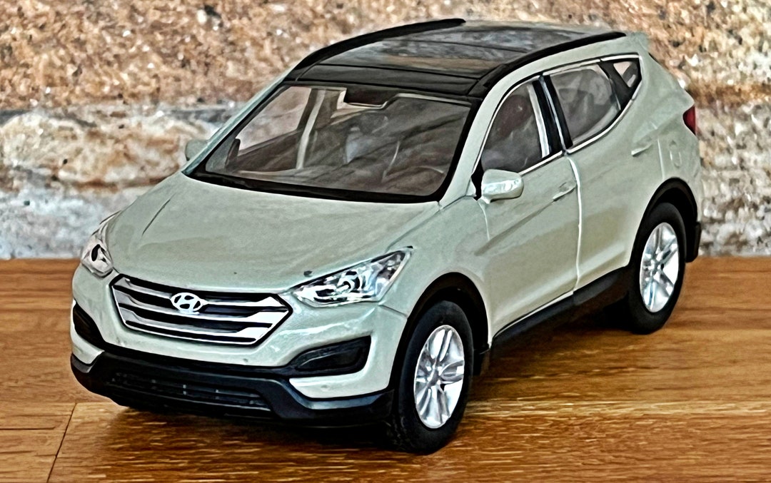 Hyundai Santafe, Model Car, Scale 1/36 Model Car, 1/36 Diecast Car ...