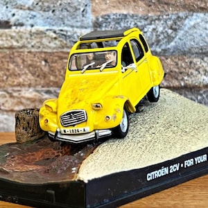 Vintage Corgi Toys James Bond 007 Classic Yellow Rare Twin Set