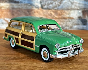 Ford Woody Wagon 1949 | Model Car | Diecast car | 1/40 scale model car | Die cast car  | Collection item | Vintage model car | Ford | 40s