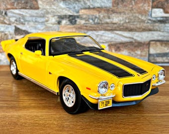 シボレー カマロ 1971 | ヴィンテージ モデルカー | 1/18 スケール