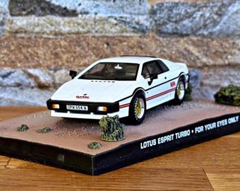 Lotus Espirit Turbo 1:43 Minichamps - James Bond - for Your Eyes