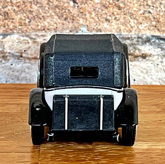 Collezione di 13 modellini d'auto d'epoca in argento | Argentiere Italiano Del XX Secolo