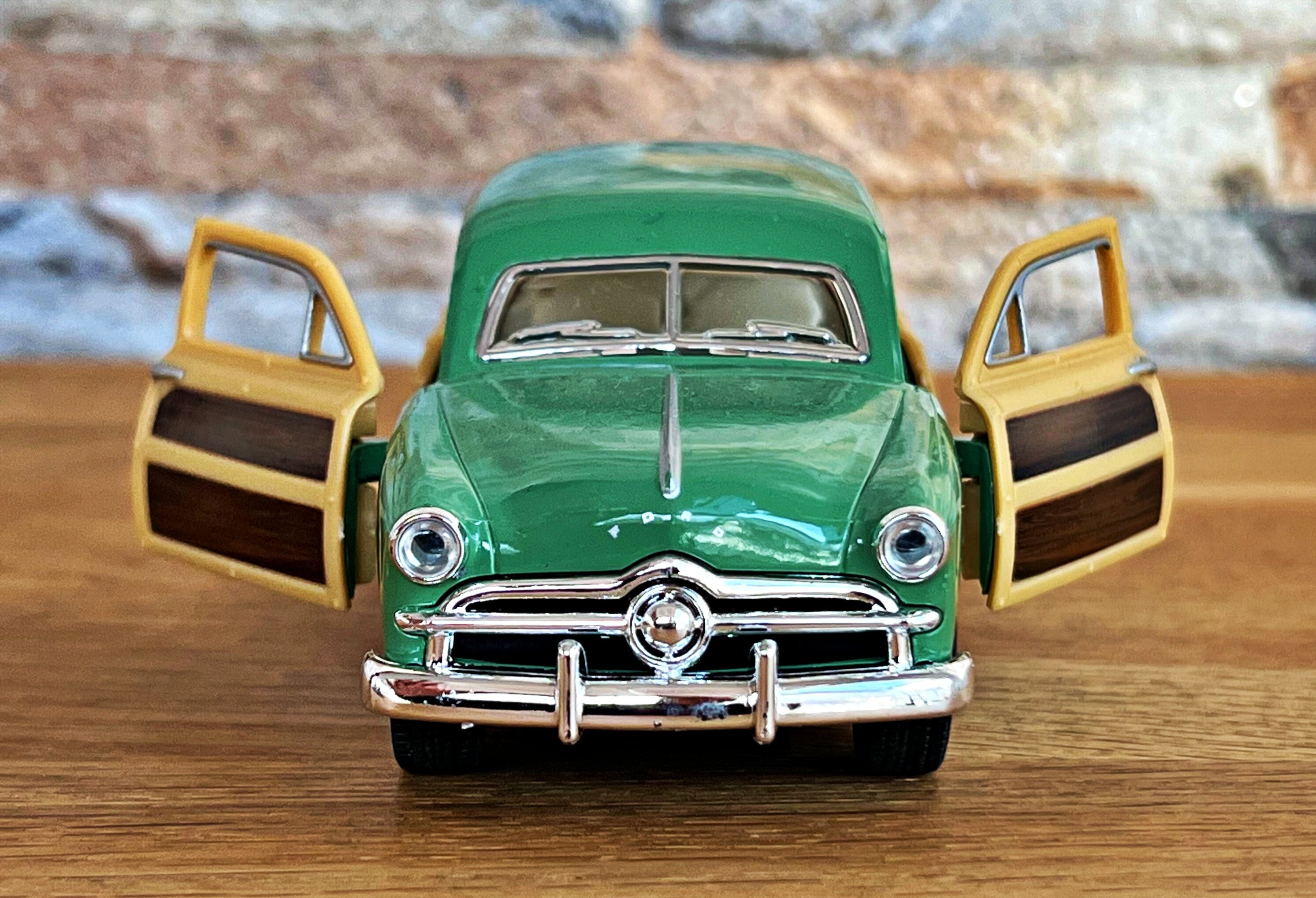 Ford Woody Wagon 1949 | Model Car | Diecast Car | 1/40 Scale