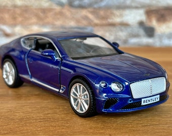 Mini GT Bentley Flying Spur Neptune - MGT00351 1:64 Diecast Car