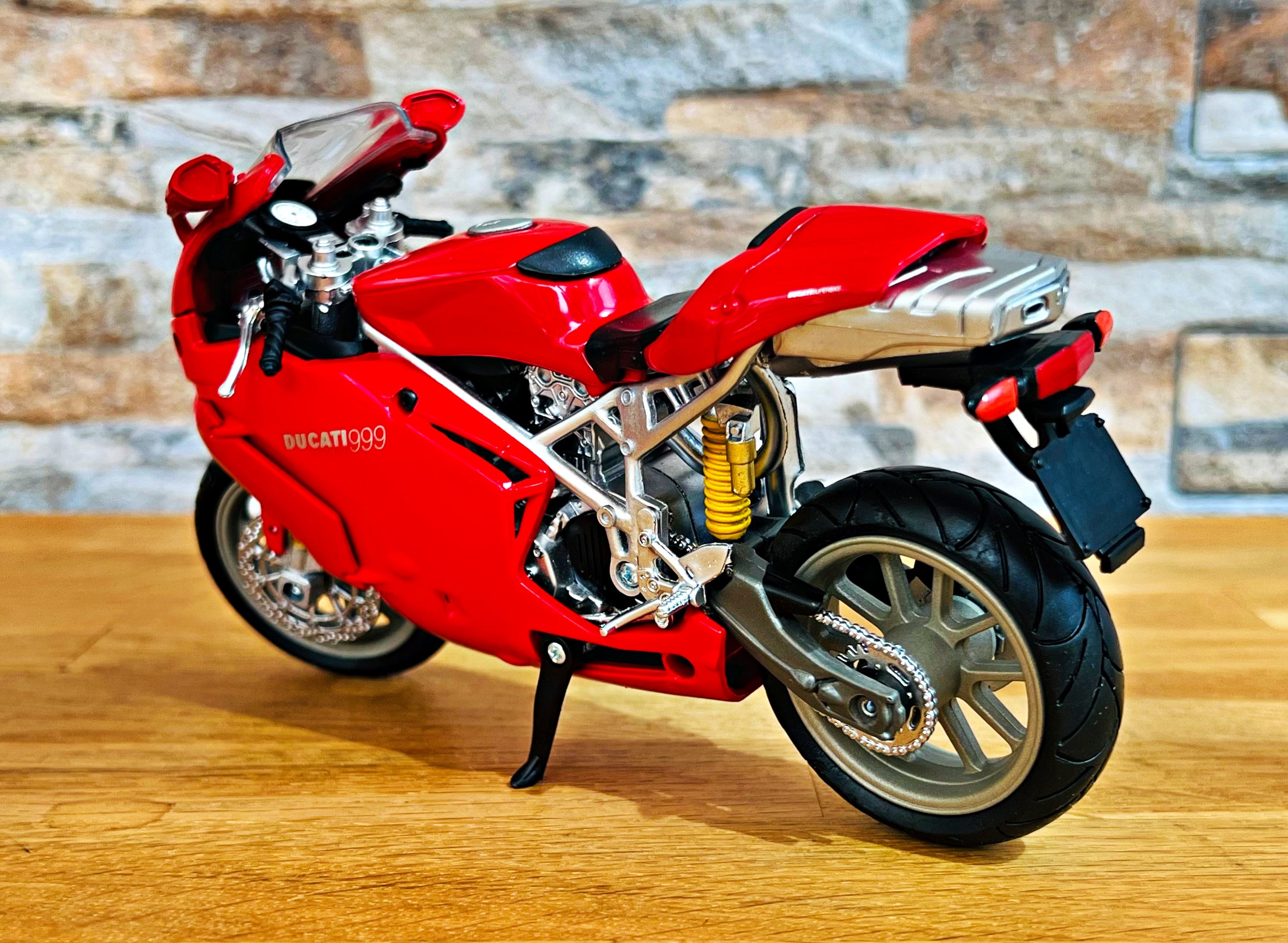 ドゥカティ 999、スケール 1/12 モデルバイク、ダイキャストバイク、1