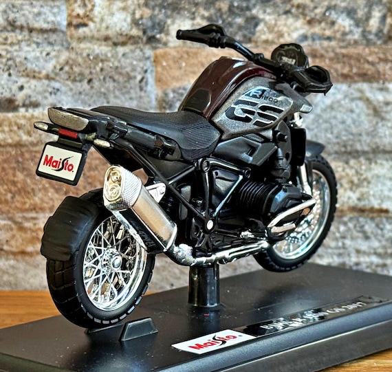 BMW R 1200 GS 2017 , Scale 1/18 Model Motorcycle, 1/18 Diecast