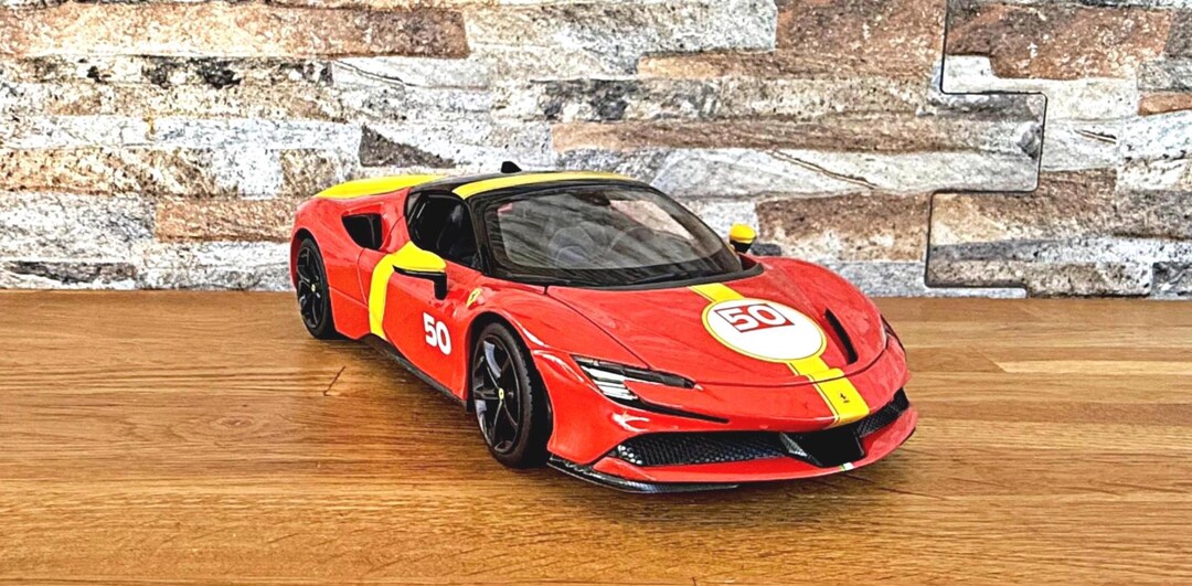 Ferrari SF90 Stradale | 1/18 Scale Model Car | Diecast Car Model