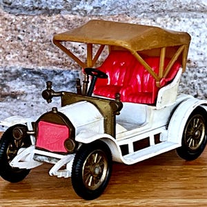 1909 Opel Coupe, Vintage diecast car, Vintage model car, 1:38 scale model car, old classic car, Die cast model, Collection item , Car model