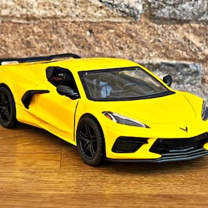 Chevrolet Corvette 2021 | Diecast car | 1/36 scale model car | Model car | Die cast collection item | 2021 Corvette
