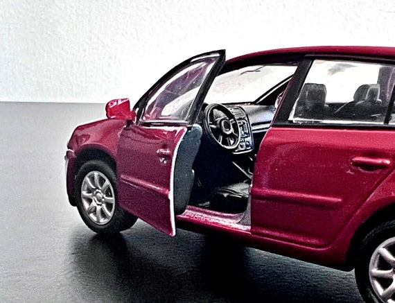 Volkswagen Golf V 2006 , Model Metal Car, Scale 1/36, 1/36 Diecast