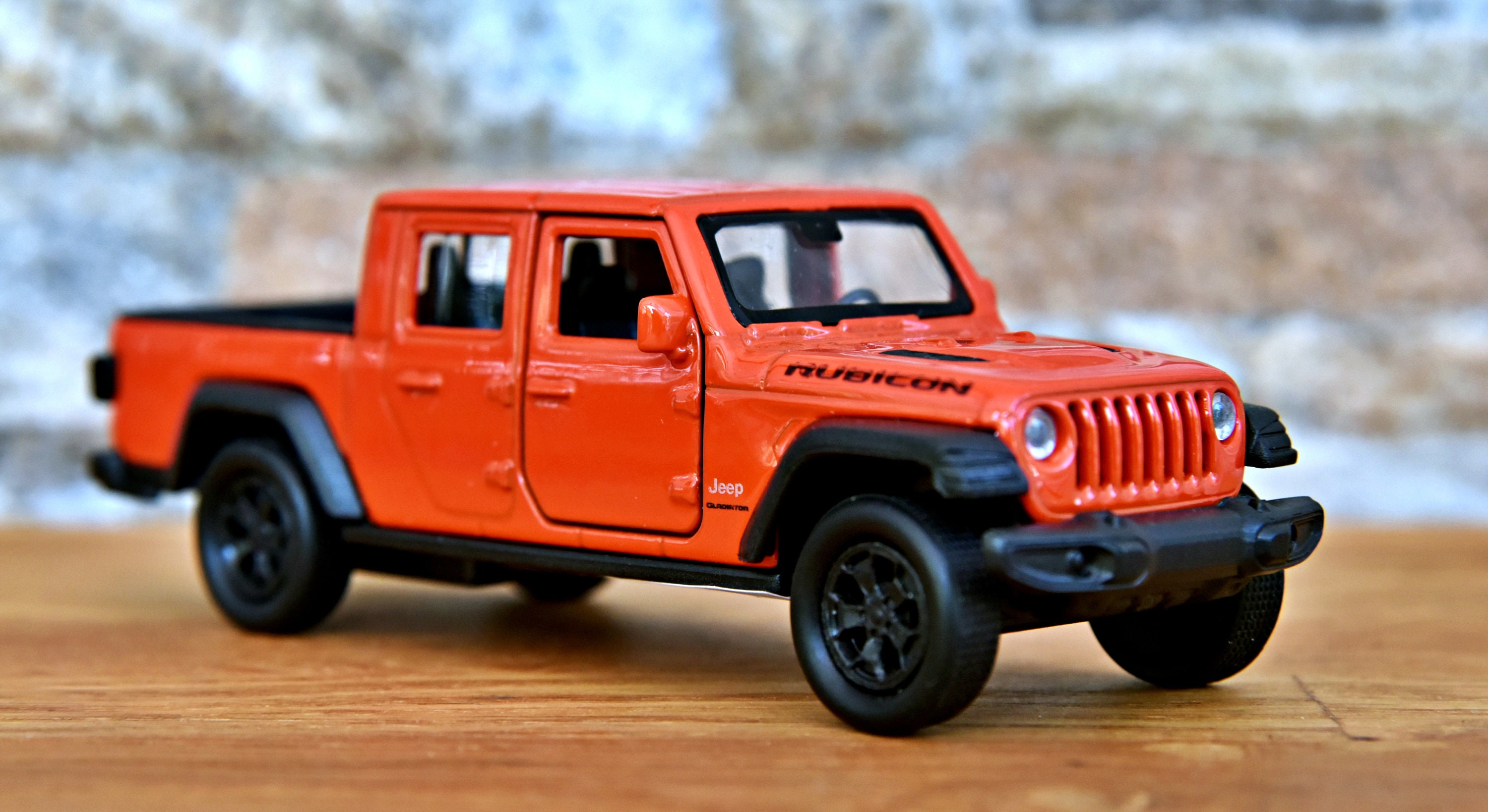 Jeep Gladiator Rubicon 2020 | Model Car | Scale 1/38