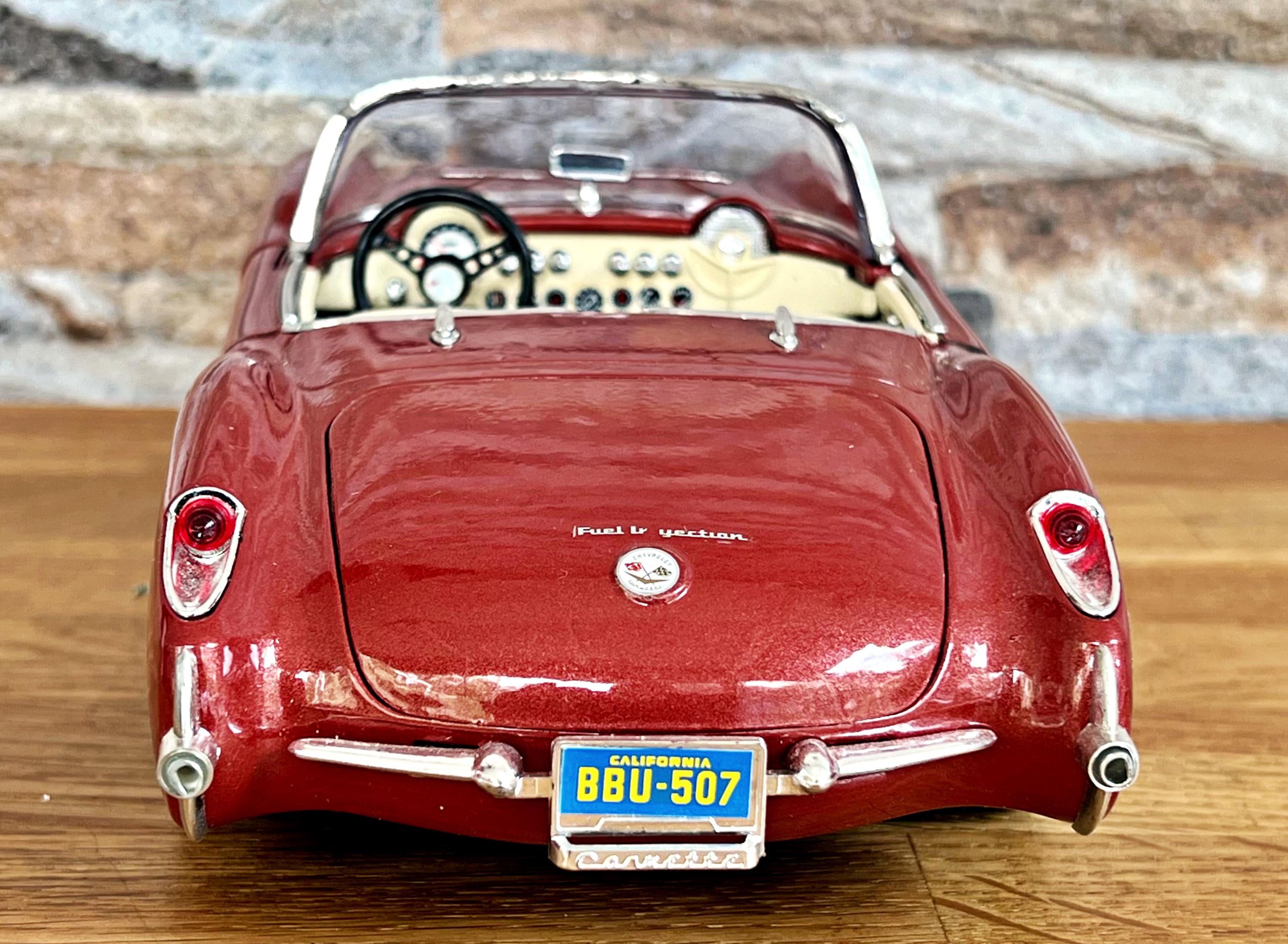 コルベット 1957 | ヴィンテージ モデルカー | 1/18 スケール モデル