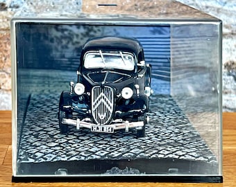 Citroen Traction Avant, 007 James Bond Collection, Vintage Diecast