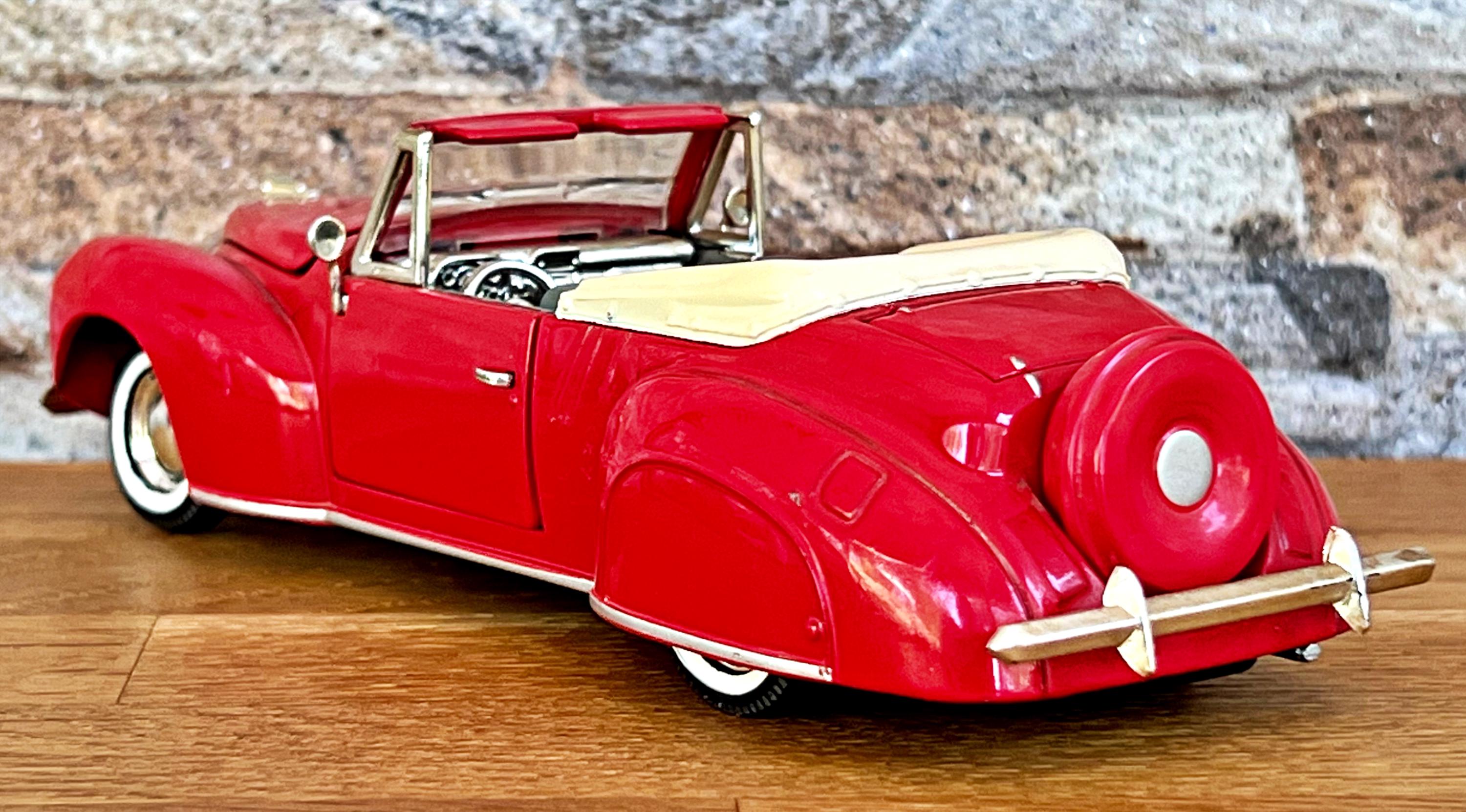1940 Lincoln Continental Cabriolet | Vintage Model Car | Vintage